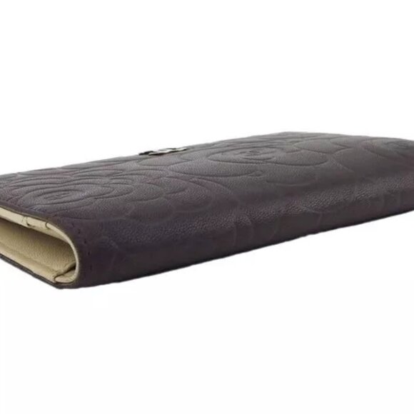 CHANEL Long Wallet Camellia Gray x Ivory Lambskin Authentic Used - Picture 3 of 10